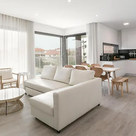 Consolacao Wave House Atouguia Da Baleia